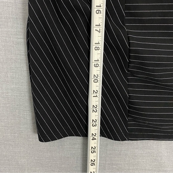 Chico's Top Striped Pop-over Shirt Sz 2 / Large Black and white - Picture 4 of 6